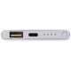 Gros plan sur la tranche de la batterie externe, mettant en évidence les ports USB-A, USB-C, les voyants de charge et le bouton Gros plan sur la tranche de la batterie externe, mettant en évidence les ports USB-A, USB-C, les voyants de charge et le bouton