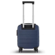 Vue arrière de la valise cabine avec poignée télescopique déployée, sans personnalisation visible. Vue arrière de la valise cabine avec poignée télescopique déployée, sans personnalisation visible.