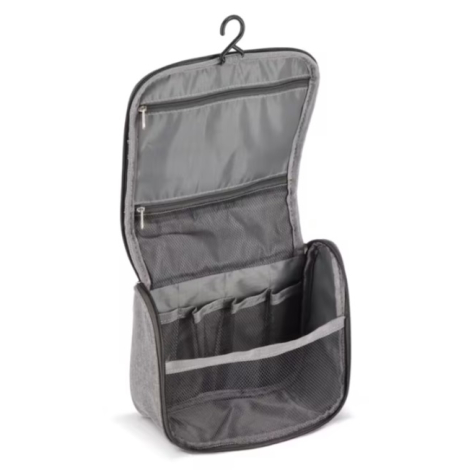 Vue en trois quarts de la trousse de toilette grise ouverte, sans personnalisation visible.