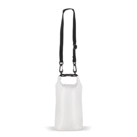 Sac étanche présenté de dos en coloris blanc avec la bandoulière fixée.