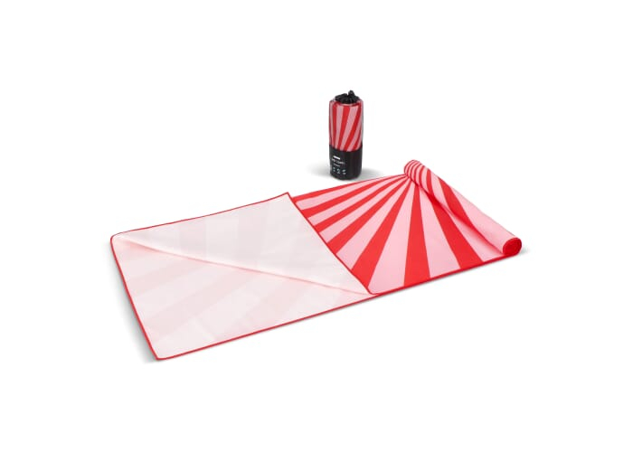 Serviette de plage publicitaire 100 × 180 cm R-PET Rouge