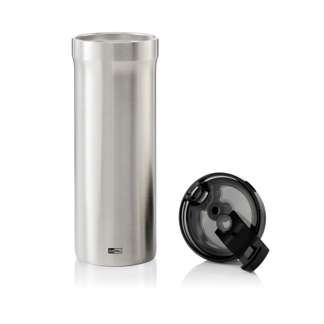 Mug isotherme en acier inoxydable présenté sans son couvercle, celui-ci étant posé à côté et montrant sa face intérieure.