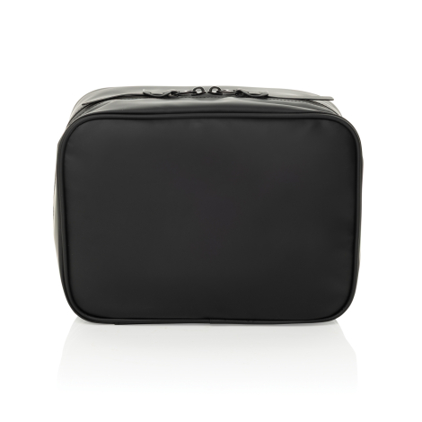 Vue de face de la trousse de toilette noire avec large panneau uni, bordure arrondie et double fermeture zippée visible sur la p