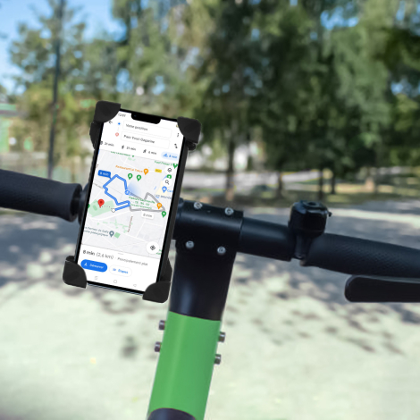 Smartphone installé sur un guidon de vélo.
