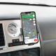 Smartphone installé verticalement pour la navigation. Smartphone installé verticalement pour la navigation.