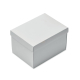 Boîte cadeau blanche rectangulaire avec couvercle assorti, présentée fermée.