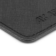 Simili-cuir grainé, coutures et personnalisation. Simili-cuir grainé, coutures et personnalisation.