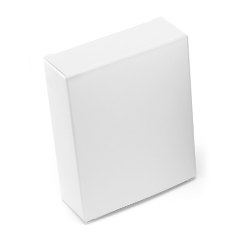 Étui blanc fermé.