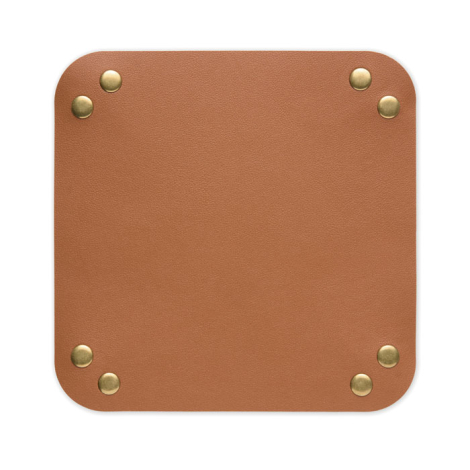 Vide-poches marron présenté à plat côté opposé, avec les parties métalliques des boutons pression visibles aux quatre coins.