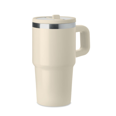 Gobelet beige à finition mate présenté avec sa poignée latérale et son couvercle fermé.