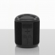 Vue de face d'une enceinte Bluetooth cylindrique noire posée verticalement, présentant un panneau central avec boutons de comman Vue de face d'une enceinte Bluetooth cylindrique noire posée verticalement, présentant un panneau central avec boutons de comman