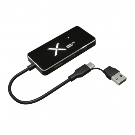 Hub USB noir avec logo personnalisé lumineux blanc sur la face supérieure, plusieurs ports de connexion et câble intégré USB-A e