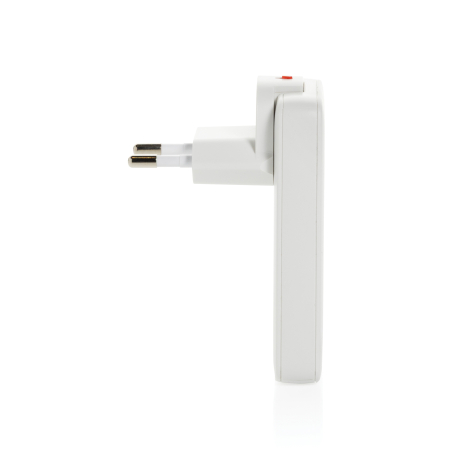 Vue de profil du chargeur blanc au boîtier fin et rectangulaire, avec une fiche européenne à deux broches rondes fixée à l'arriè