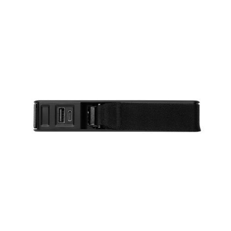 Vue latérale de l'appareil multifonction noir présentant deux ports de connexion USB-A et USB-C à gauche, ainsi qu'une large san