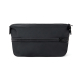 Vue de face d'une trousse de toilette noire en position compacte, avec fermeture zippée supérieure, fermeture d'extension horizo
