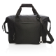 Vue de face du sac isotherme noir en configuration compacte, avec grande poche frontale rectangulaire zippée, deux poignées réun Vue de face du sac isotherme noir en configuration compacte, avec grande poche frontale rectangulaire zippée, deux poignées réun