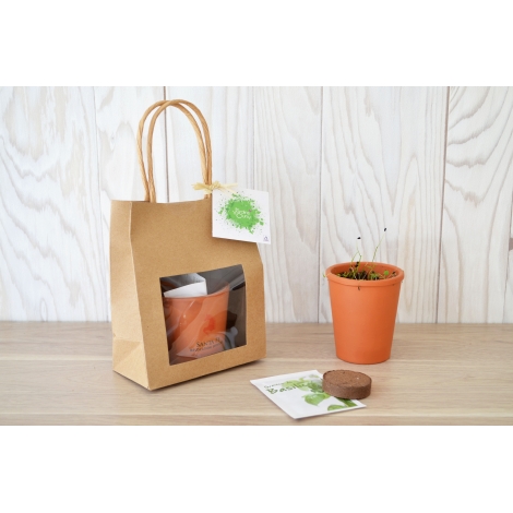 Kit de plantation dans un pochon en kraft personnalisable.